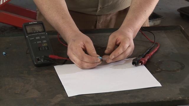 Auto Repair : How to Test Starter Capacitors смотреть онлайн