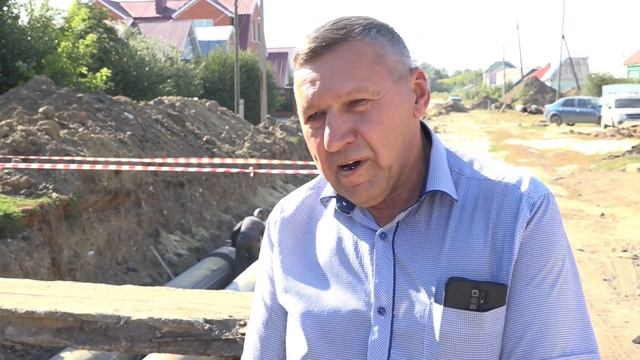 В Кузнецке ведется капитальный ремонт теплотрассы по ул. Чкалова. Август 2021 год. смотреть онлайн