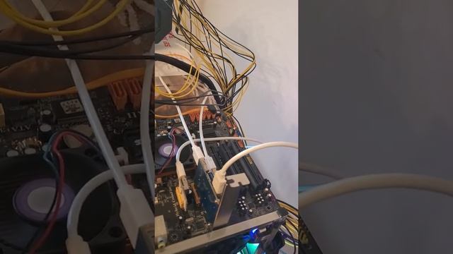 Old Motherboard Mining Setup смотреть онлайн
