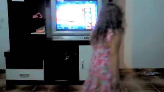 Isabella Dançando Luziania