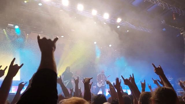Trivium - Shattering the Skies Above @ Gasometer Wien 15.02.2023 смотреть онлайн