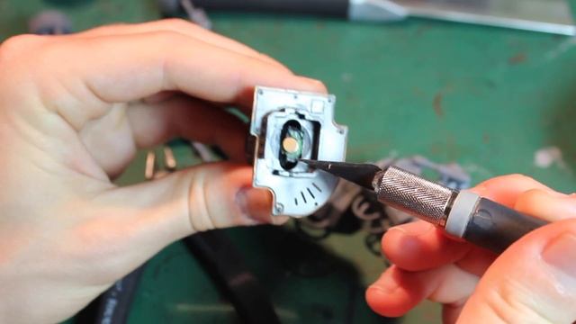 Hobby Tutorial - How to Magnetize an Imperial Knight смотреть онлайн