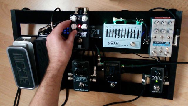 Percussive Loop w/ Chase Bliss Audio Dark World & Ibanez RG-9 смотреть онлайн