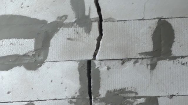 ДОМ ПОД СНОС. ДОМ ИЗ ГАЗОСИЛИКАТНОГО БЛОКА И КИРПИЧА.ТРЭШ ОБЗОР. смотреть онлайн