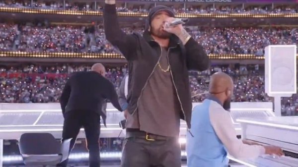 Выступление Eminema на Superbowl (2022)