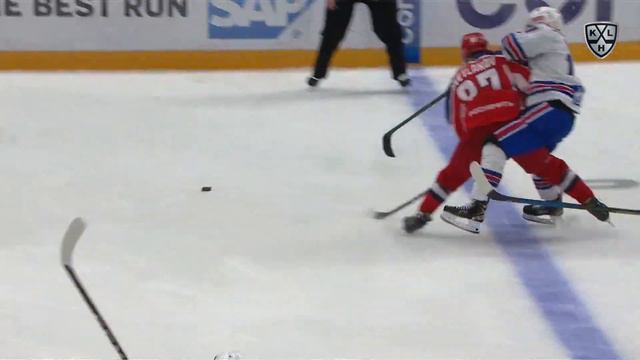 Svetlakov hits Morozov смотреть онлайн