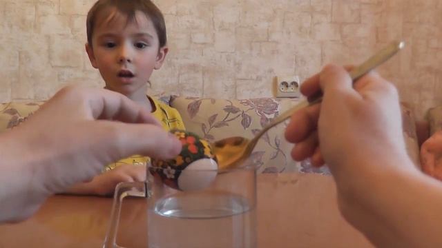 Hand made Пасха 2016 Красим яйца, делаем подставки для яиц, плетем корзинку - очумелые ручки смотреть онлайн