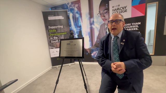 Minster for Apprenticeships and Skills, Robert Halfon reflects on National Apprenticeships Week смотреть онлайн