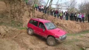 Nissan Terrano 2.7 td Intercooler - Trial ,Ford Maverik,Verschränkung, 33 10.5 16 Silverstones Extr