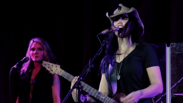 Glitter Rose - Red Light (Live) смотреть онлайн