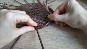 Красиво *ПОДНИМАЕМ СТОЙКИ*/плетение из газетных трубочек