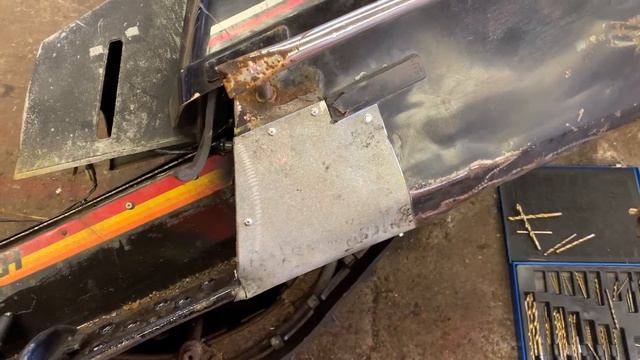 Snowmobile Repair - yamaha bravo - Clean Carb, Fuel Lines, Rust -Part 2 смотреть онлайн