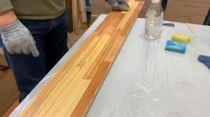 Подготовка поверхности под нанесение масла и воска для дерева-1. Оставляем естественный цвет