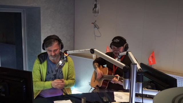 Народное радио (“Энгри Бардс”) - Пенсия смотреть онлайн