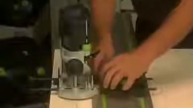 Вертикальный фрезер FESTOOL OF 1400 EBQ смотреть онлайн
