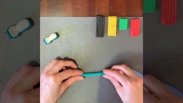 Лепим из пластилина лягушку. Для детей от 5-8 лет. смотреть онлайн