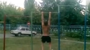 Подтягивания - 40 раз 12 летнего пацана