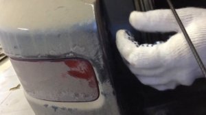 Замена лампочки в задней противотуманке на Mitsubishi Outlander XL, Citroen C-crosser, Peugeot 4007