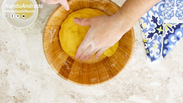 VOCÊ SÓ VAI QUERER FAZER ESSA RECEITA NO CAFÉ DA MANHÃ! BROA DE MILHO | Nandu Andrade смотреть онлайн