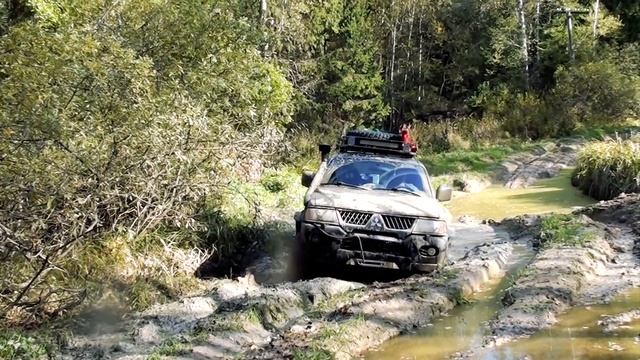 18 Minutes Of Hard Off-roading With The RAV4