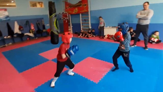 спаринги клуб форма рукопашный бой смотреть онлайн