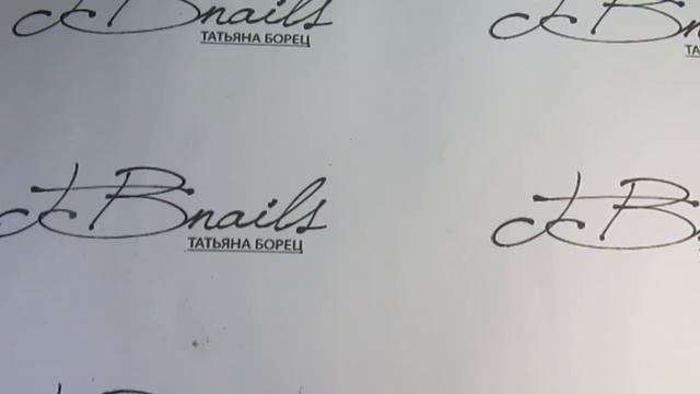 Лунный маникюр гель-лаком стык в стык + фишка с блестками (с описанием)