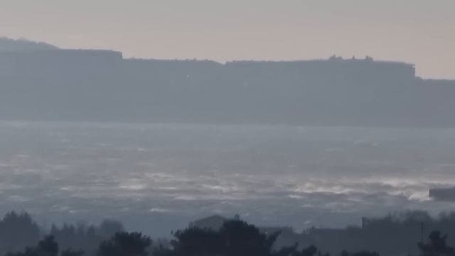 ГЕЛЕНДЖИК. УРАГАН ВАЛИТ С НОГ. ПОГОДА 6.02.2023 смотреть онлайн