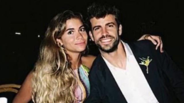 "Shakira: La Artista que Inspira, no Copia" смотреть онлайн