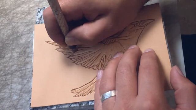 Making our Raven wallet ( time-lapse) смотреть онлайн