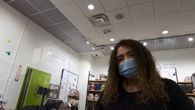 Jersey Garden Mall POV Photography While People React To My Creative Content смотреть онлайн