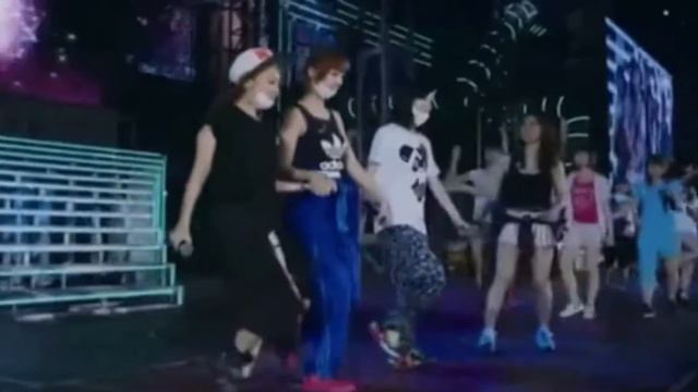 Matsui Jurina & Shinoda Mariko ~ Anata Ga Ite Kureta Kara ~ JuriMari смотреть онлайн