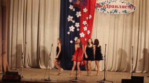 Легкий танец под песню "Мамочка"