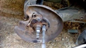 замена задней оси ступицы (цапфа) пассат б4 (шумит новый подшипник)