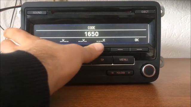 VW RCD 300 Radio Code Entry
