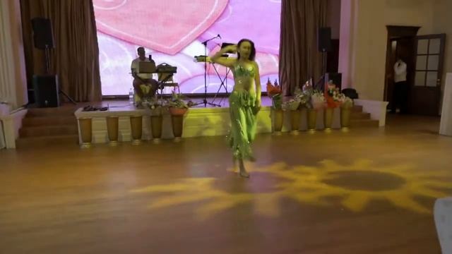 Заказать восточный танец на свадьбу и юбилей в Одессе смотреть онлайн