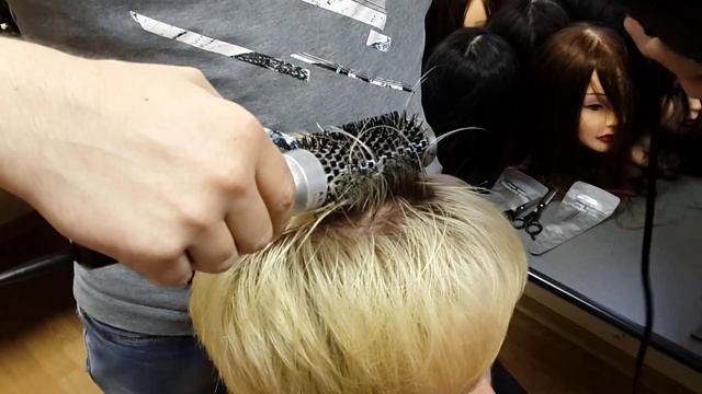 Укладка коротких волос смотреть онлайн