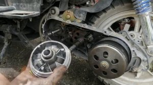 Как заменить ремень на скутере 150 кубов И как собрать кикстартер.