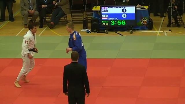 Jan Gosiewski takes on Richard Smit in an -73kg bronze medal contest at the 2012 London British Ope смотреть онлайн
