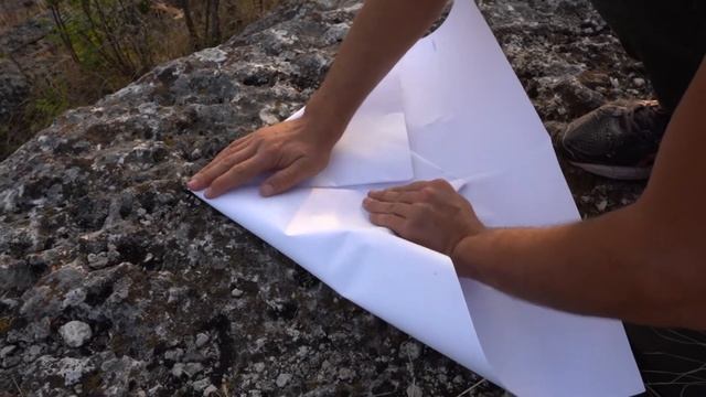 Как сделать бумажный самолет - ЛУЧШИЙ бумажный самолет, который далеко летает смотреть онлайн