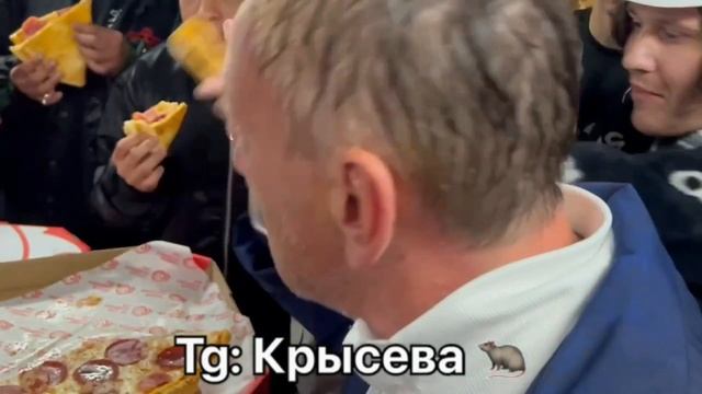 «Я РАБОТАЮ С САМОЙ ЛУЧШЕЙ КОМАНДОЙ» – КУЗНЕЦОВ смотреть онлайн