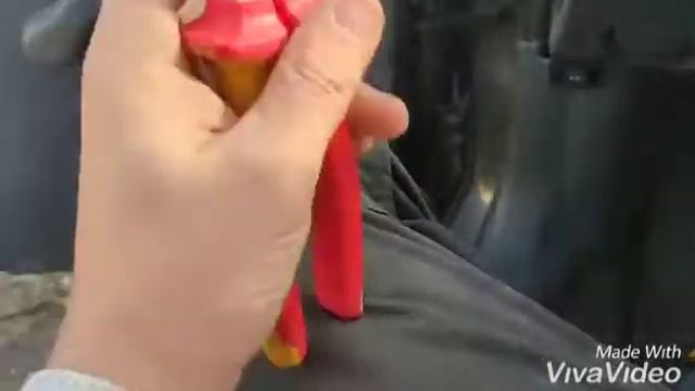Плоскогубцы Knipex 02 06 200 в работе несколько месяцев.