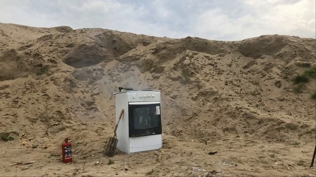 ? Мощная петарда + газовая плита | Петарда в духовки разрушительный корсар смотреть онлайн