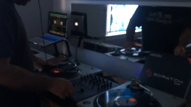 Serato Scratch Live with Dj Jag Ram смотреть онлайн