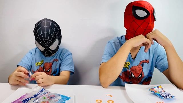 ЧЕЛЛЕНДЖ едим Сладости из США по Алфавиту!Веном и Человек Паук!CHALLENGE eating Sweets USA Amazon! смотреть онлайн