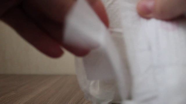 Подгузники LOVULAR с активированным углем смотреть онлайн