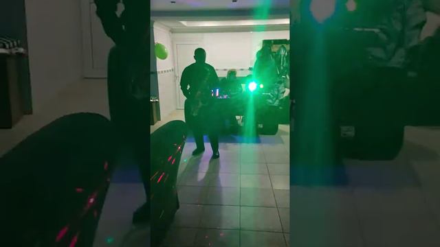 САКСАФОН на юбилее смотреть онлайн