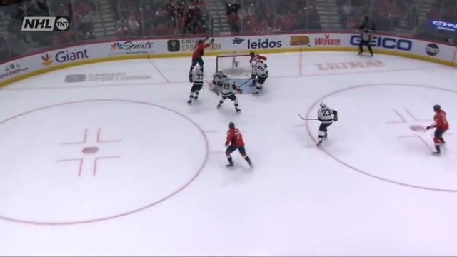 ОВЕЧКИНА НАГЛО ОБОКРАЛ партнер по команде! Зачем он забрал гол у русской суперзвезды (23.11.22) смотреть онлайн