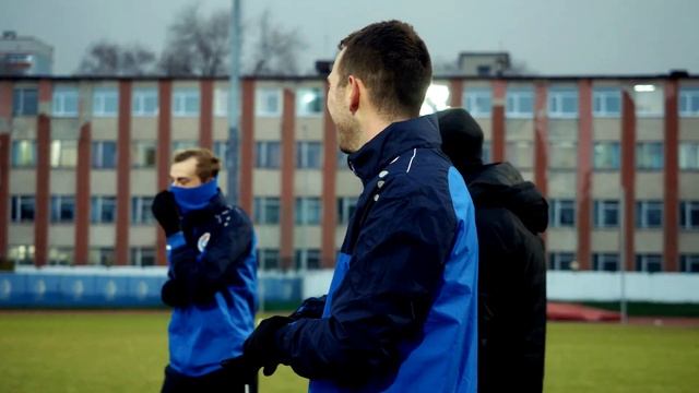 Тренировка «Факела» | Позитив перед выездом смотреть онлайн