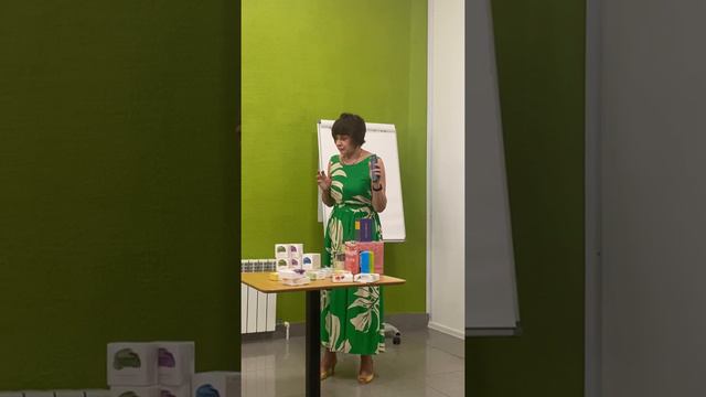 Серия натуральных спрей-дезодорантов для тела от бренда SHARME смотреть онлайн
