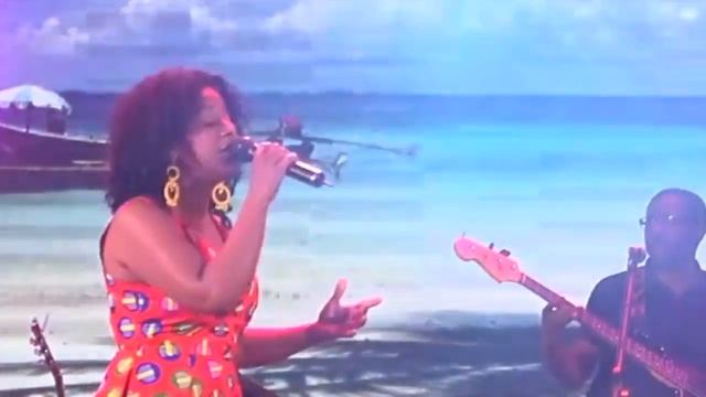 Нэнси Виейра. Fe d'Um Fidju смотреть онлайн